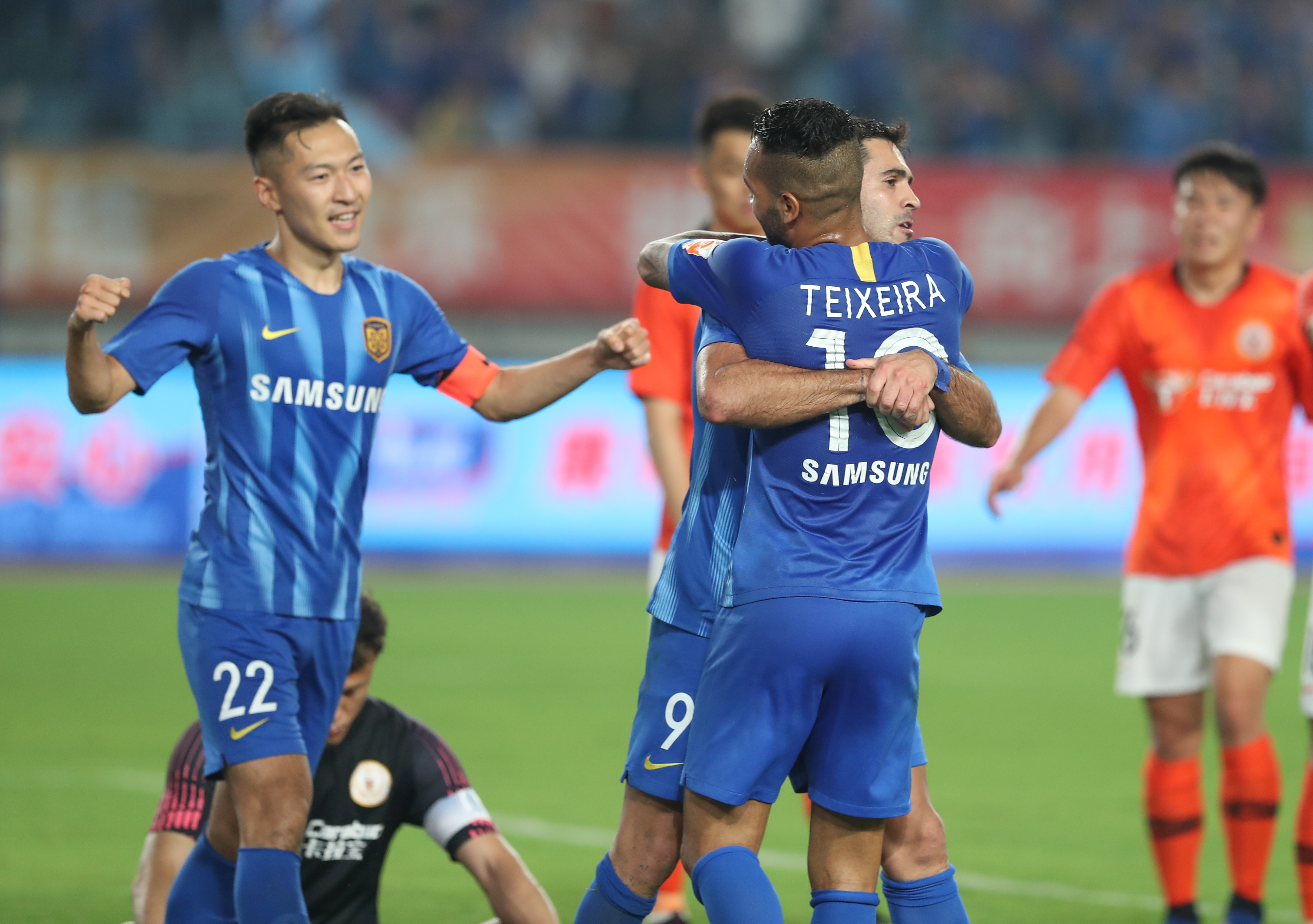 的上升曲线 的上升曲线